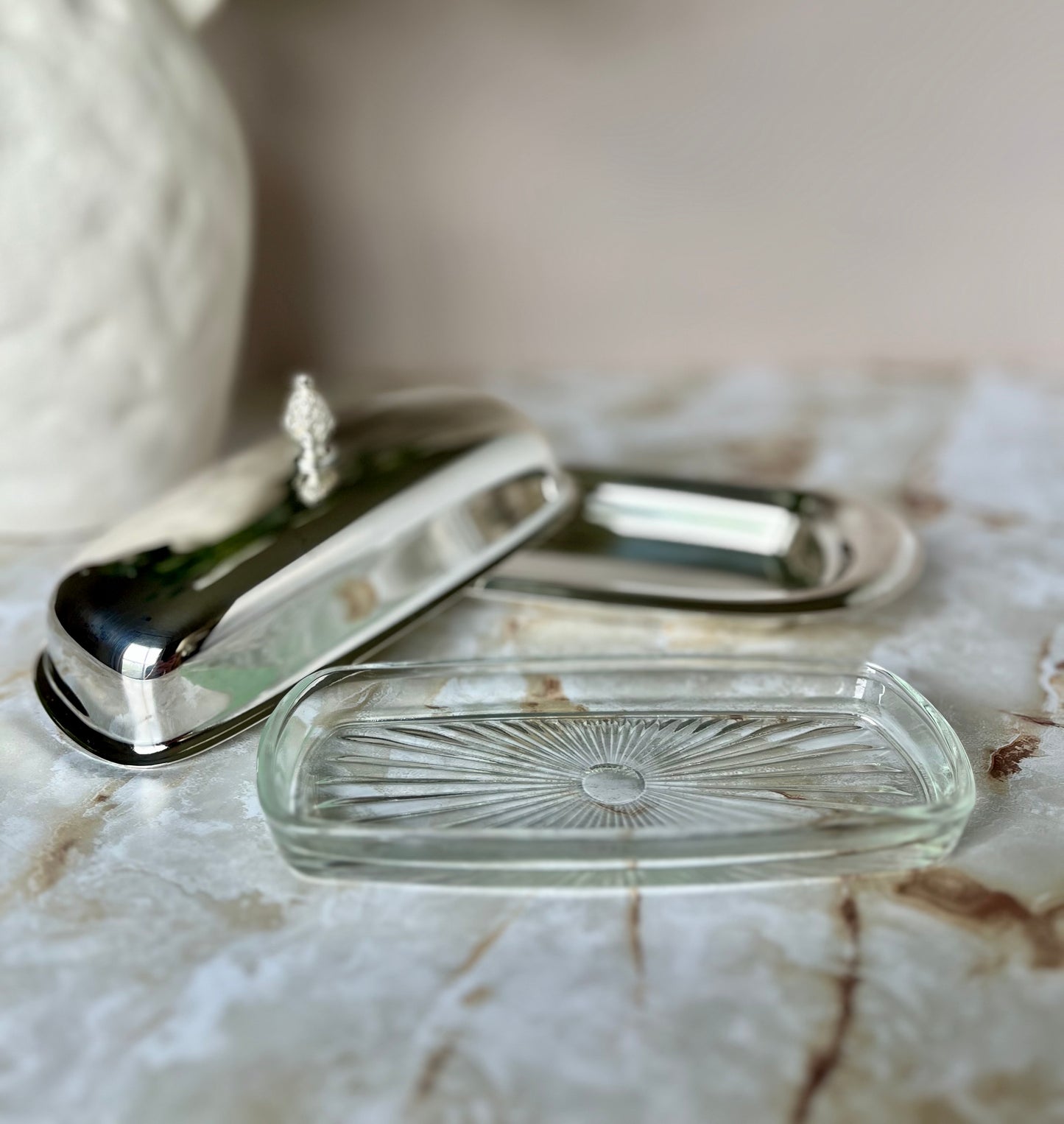 WM Rogers 987 Butter Dish
