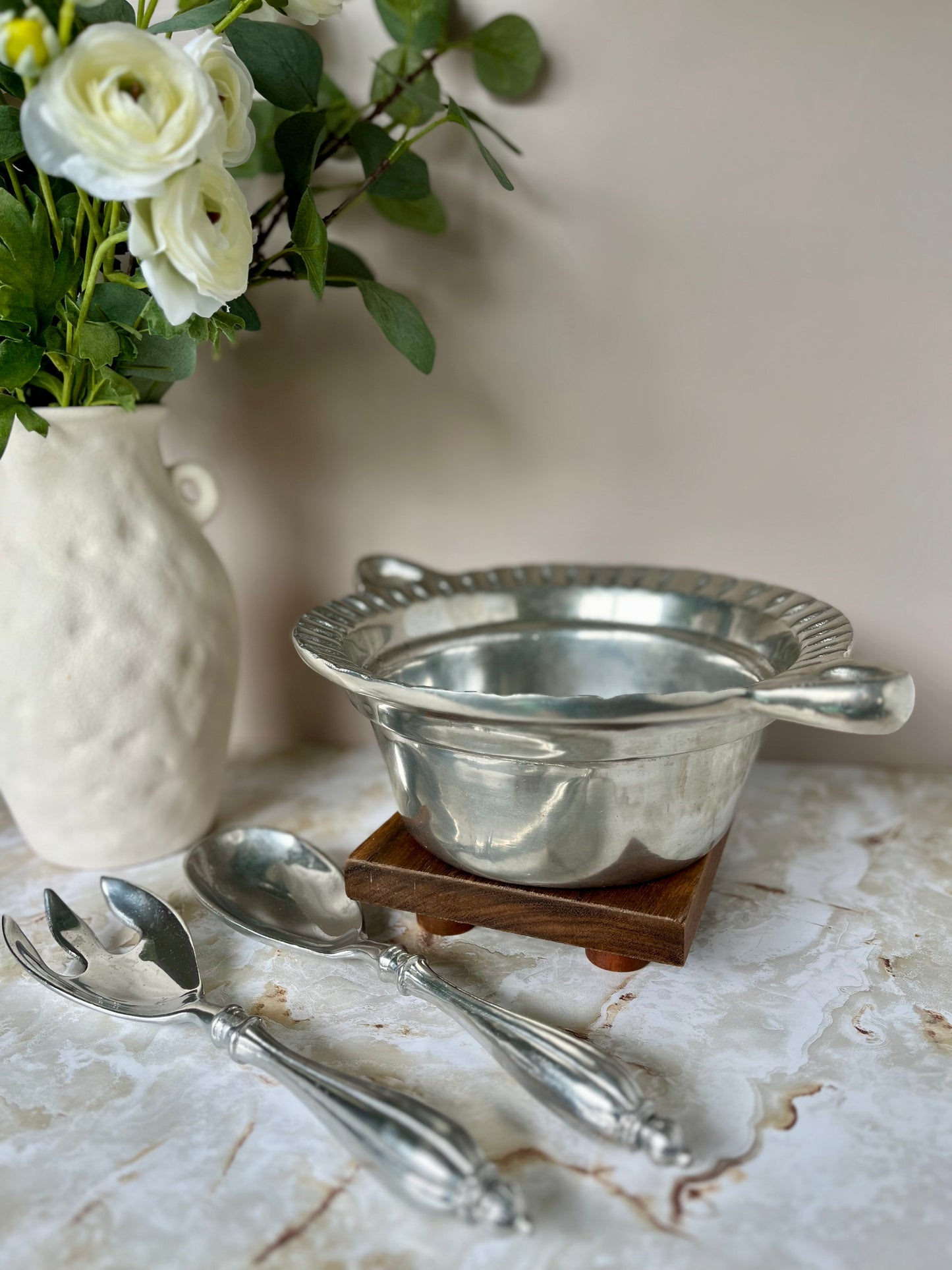 Aluminum Alloy Serving Bowl